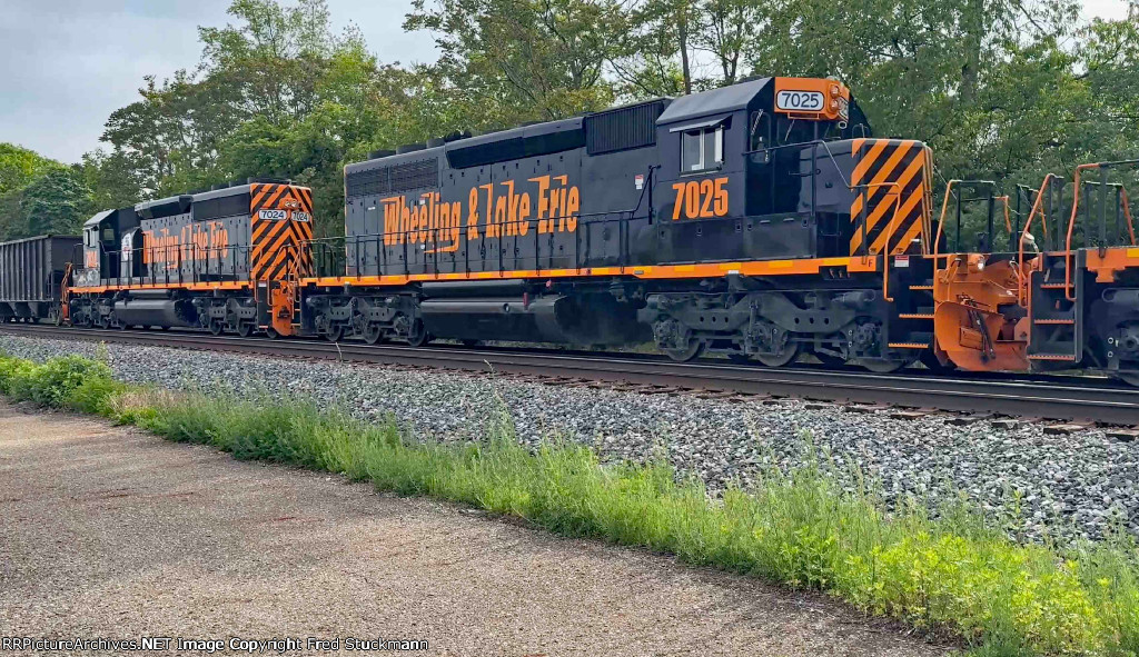 WE 7025